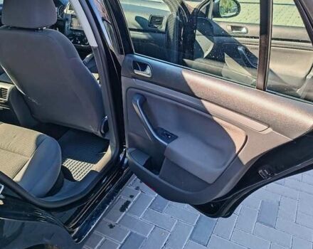 Черный Фольксваген Гольф, объемом двигателя 1.6 л и пробегом 224 тыс. км за 5200 $, фото 11 на Automoto.ua