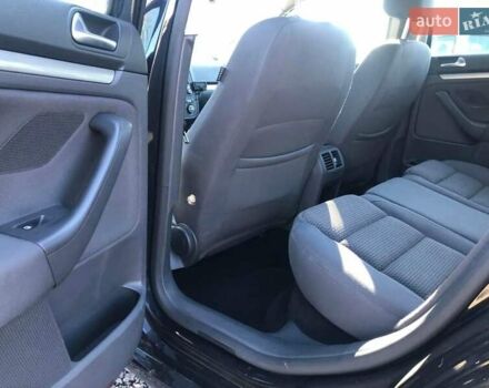 Черный Фольксваген Гольф, объемом двигателя 1.39 л и пробегом 246 тыс. км за 6600 $, фото 7 на Automoto.ua