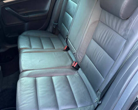 Черный Фольксваген Гольф, объемом двигателя 1.4 л и пробегом 148 тыс. км за 7800 $, фото 25 на Automoto.ua