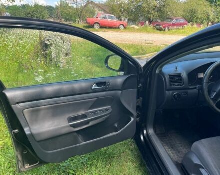 Черный Фольксваген Гольф, объемом двигателя 1.9 л и пробегом 275 тыс. км за 5500 $, фото 11 на Automoto.ua