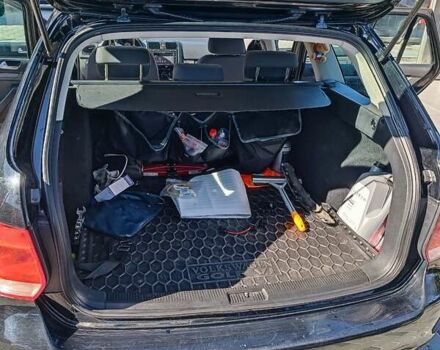 Черный Фольксваген Гольф, объемом двигателя 1.6 л и пробегом 224 тыс. км за 5200 $, фото 24 на Automoto.ua