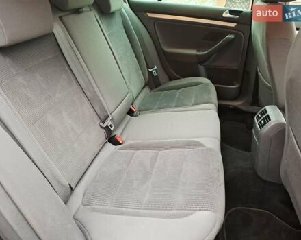 Черный Фольксваген Гольф, объемом двигателя 1.4 л и пробегом 223 тыс. км за 7350 $, фото 36 на Automoto.ua