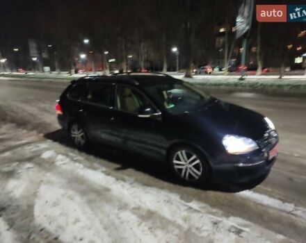 Черный Фольксваген Гольф, объемом двигателя 1.4 л и пробегом 207 тыс. км за 6600 $, фото 5 на Automoto.ua