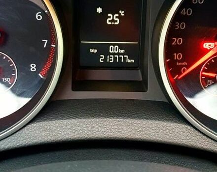 Черный Фольксваген Гольф, объемом двигателя 1.4 л и пробегом 213 тыс. км за 7500 $, фото 4 на Automoto.ua