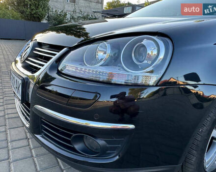 Черный Фольксваген Гольф, объемом двигателя 1.4 л и пробегом 148 тыс. км за 7800 $, фото 9 на Automoto.ua