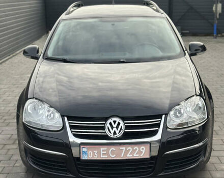 Черный Фольксваген Гольф, объемом двигателя 1.4 л и пробегом 260 тыс. км за 4350 $, фото 1 на Automoto.ua