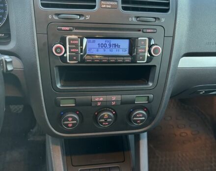 Чорний Фольксваген Гольф, об'ємом двигуна 1.4 л та пробігом 192 тис. км за 6950 $, фото 15 на Automoto.ua