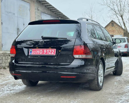 Черный Фольксваген Гольф, объемом двигателя 1.6 л и пробегом 248 тыс. км за 8199 $, фото 17 на Automoto.ua
