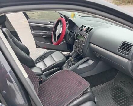 Черный Фольксваген Гольф, объемом двигателя 1.9 л и пробегом 250 тыс. км за 6150 $, фото 3 на Automoto.ua