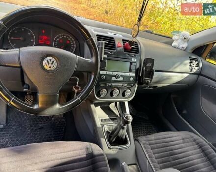 Черный Фольксваген Гольф, объемом двигателя 1.9 л и пробегом 293 тыс. км за 6000 $, фото 32 на Automoto.ua