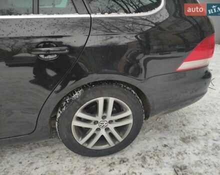Черный Фольксваген Гольф, объемом двигателя 1.4 л и пробегом 207 тыс. км за 6600 $, фото 34 на Automoto.ua