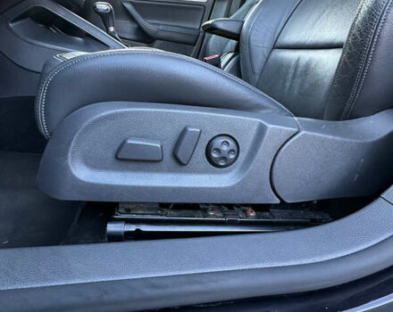 Черный Фольксваген Гольф, объемом двигателя 1.4 л и пробегом 148 тыс. км за 7800 $, фото 39 на Automoto.ua