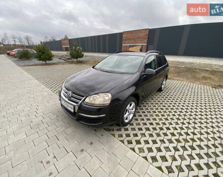 Черный Фольксваген Гольф, объемом двигателя 1.9 л и пробегом 263 тыс. км за 5799 $, фото 7 на Automoto.ua