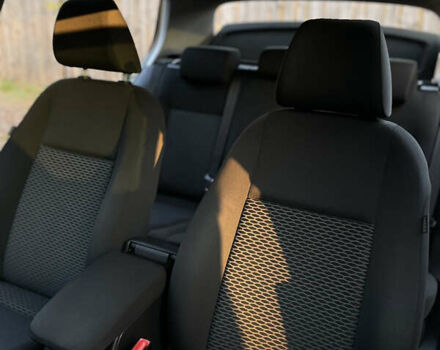 Черный Фольксваген Гольф, объемом двигателя 1.39 л и пробегом 290 тыс. км за 8200 $, фото 7 на Automoto.ua