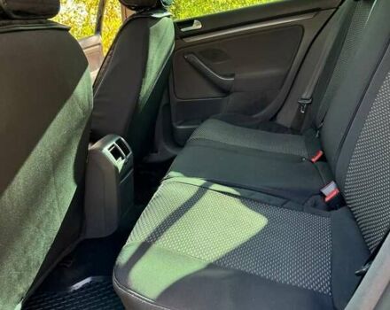 Черный Фольксваген Гольф, объемом двигателя 1.9 л и пробегом 293 тыс. км за 6000 $, фото 44 на Automoto.ua