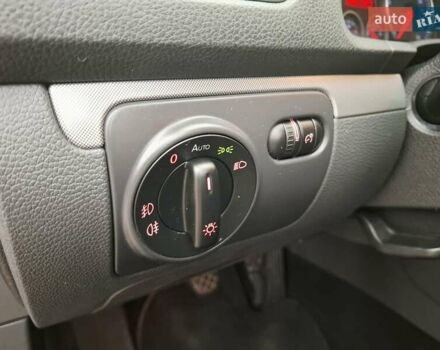 Черный Фольксваген Гольф, объемом двигателя 1.4 л и пробегом 223 тыс. км за 7350 $, фото 46 на Automoto.ua