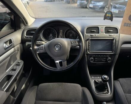 Черный Фольксваген Гольф, объемом двигателя 0 л и пробегом 214 тыс. км за 7550 $, фото 6 на Automoto.ua