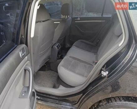 Фольксваген Гольф 2009 в Кропивницком (Кировограде) на Automoto.ua Черный Фольксваген Гольф, объемом двигателя 1.97 л и пробегом 210 тыс. км за 6500 $, фото 7 на Automoto.ua