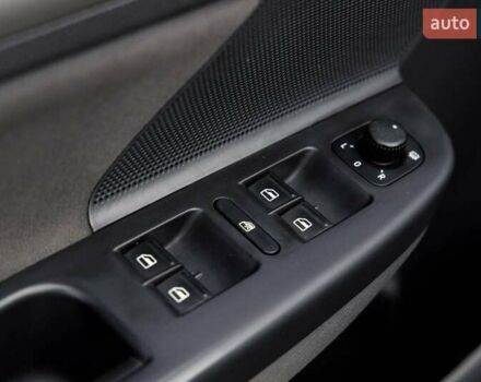 Черный Фольксваген Гольф, объемом двигателя 1.4 л и пробегом 173 тыс. км за 6700 $, фото 18 на Automoto.ua