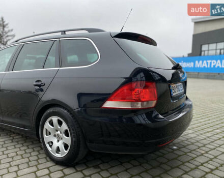 Черный Фольксваген Гольф, объемом двигателя 1.39 л и пробегом 312 тыс. км за 4899 $, фото 21 на Automoto.ua