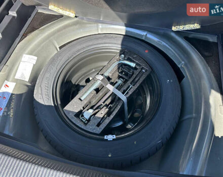 Черный Фольксваген Гольф, объемом двигателя 1.39 л и пробегом 242 тыс. км за 5990 $, фото 24 на Automoto.ua