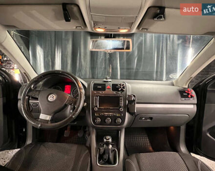 Чорний Фольксваген Гольф, об'ємом двигуна 1.9 л та пробігом 359 тис. км за 7000 $, фото 15 на Automoto.ua