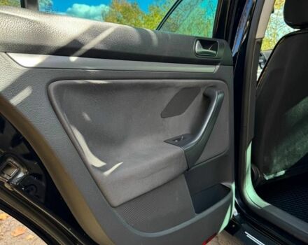 Черный Фольксваген Гольф, объемом двигателя 1.9 л и пробегом 292 тыс. км за 6000 $, фото 20 на Automoto.ua