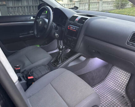 Черный Фольксваген Гольф, объемом двигателя 1.9 л и пробегом 263 тыс. км за 6200 $, фото 21 на Automoto.ua