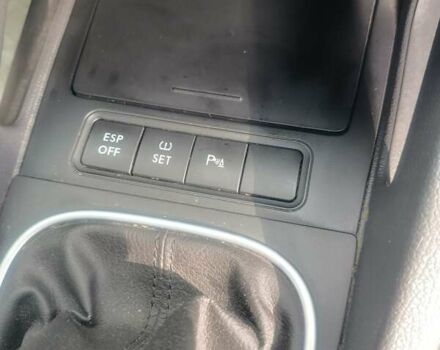 Черный Фольксваген Гольф, объемом двигателя 1.39 л и пробегом 198 тыс. км за 6200 $, фото 9 на Automoto.ua