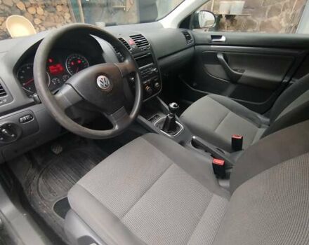 Черный Фольксваген Гольф, объемом двигателя 1.6 л и пробегом 214 тыс. км за 6600 $, фото 8 на Automoto.ua