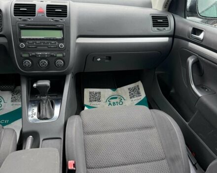 Чорний Фольксваген Гольф, об'ємом двигуна 1.4 л та пробігом 231 тис. км за 7500 $, фото 4 на Automoto.ua