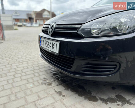 Черный Фольксваген Гольф, объемом двигателя 1.6 л и пробегом 238 тыс. км за 7850 $, фото 4 на Automoto.ua