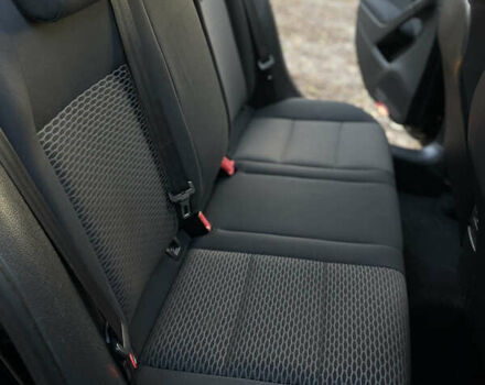 Черный Фольксваген Гольф, объемом двигателя 1.39 л и пробегом 290 тыс. км за 8200 $, фото 9 на Automoto.ua