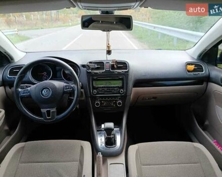 Фольксваген Гольф 2009 в Герце на Automoto.ua Черный Фольксваген Гольф, объемом двигателя 1.97 л и пробегом 370 тыс. км за 7500 $, фото 4 на Automoto.ua