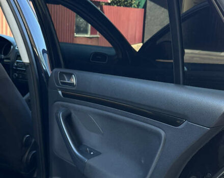 Черный Фольксваген Гольф, объемом двигателя 1.39 л и пробегом 190 тыс. км за 5850 $, фото 14 на Automoto.ua