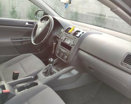 Чорний Фольксваген Гольф, об'ємом двигуна 1.4 л та пробігом 236 тис. км за 6200 $, фото 4 на Automoto.ua