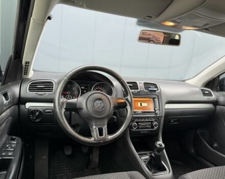 Черный Фольксваген Гольф, объемом двигателя 1.6 л и пробегом 276 тыс. км за 6300 $, фото 11 на Automoto.ua