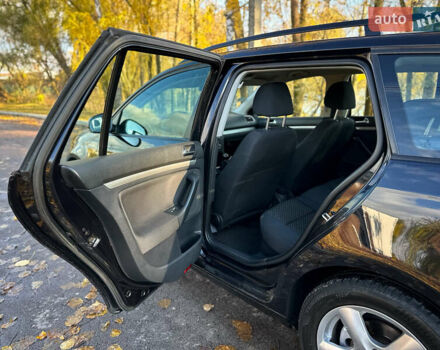 Фольксваген Гольф 2009 у Сумах на Automoto.ua Чорний Фольксваген Гольф, об'ємом двигуна 1.6 л та пробігом 238 тис. км за 6800 $, фото 64 на Automoto.ua