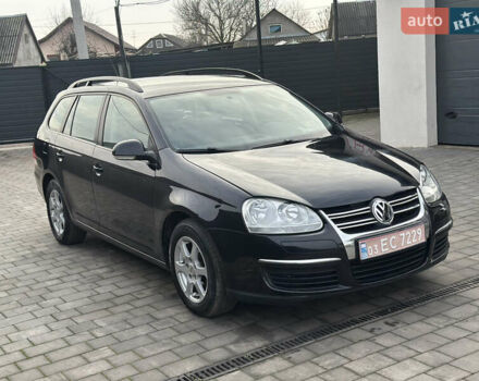 Черный Фольксваген Гольф, объемом двигателя 1.4 л и пробегом 260 тыс. км за 4350 $, фото 2 на Automoto.ua
