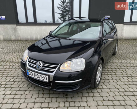 Черный Фольксваген Гольф, объемом двигателя 1.39 л и пробегом 312 тыс. км за 4899 $, фото 4 на Automoto.ua