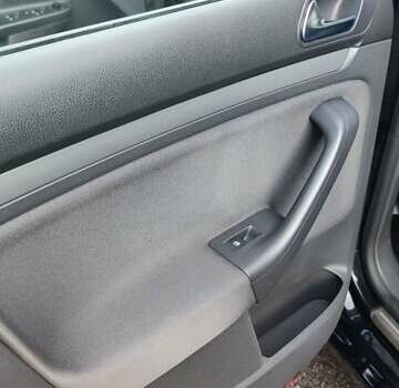 Чорний Фольксваген Гольф, об'ємом двигуна 1.6 л та пробігом 261 тис. км за 6800 $, фото 10 на Automoto.ua