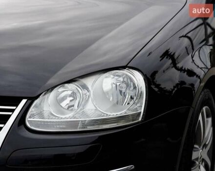 Черный Фольксваген Гольф, объемом двигателя 1.4 л и пробегом 173 тыс. км за 6700 $, фото 6 на Automoto.ua