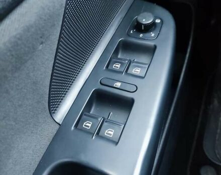 Черный Фольксваген Гольф, объемом двигателя 1.39 л и пробегом 166 тыс. км за 7200 $, фото 38 на Automoto.ua