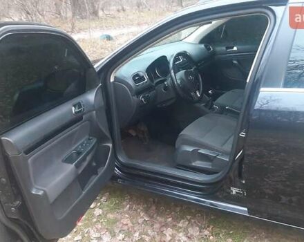 Черный Фольксваген Гольф, объемом двигателя 1.39 л и пробегом 240 тыс. км за 7800 $, фото 9 на Automoto.ua