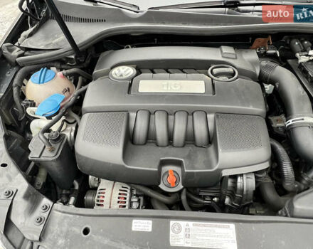 Чорний Фольксваген Гольф, об'ємом двигуна 1.6 л та пробігом 183 тис. км за 7199 $, фото 35 на Automoto.ua