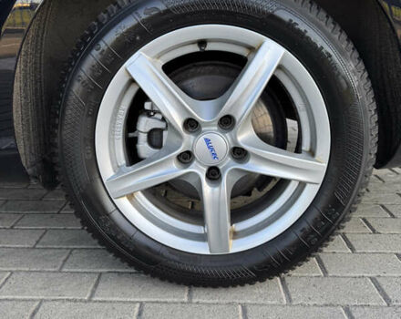 Черный Фольксваген Гольф, объемом двигателя 1.4 л и пробегом 239 тыс. км за 7150 $, фото 39 на Automoto.ua