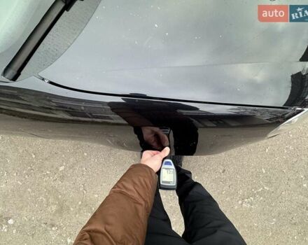 Чорний Фольксваген Гольф, об'ємом двигуна 1.6 л та пробігом 209 тис. км за 9500 $, фото 100 на Automoto.ua