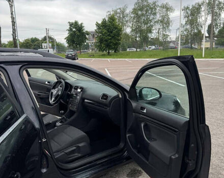 Черный Фольксваген Гольф, объемом двигателя 1.4 л и пробегом 300 тыс. км за 6700 $, фото 12 на Automoto.ua