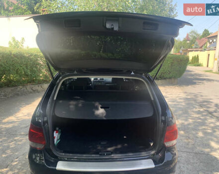 Черный Фольксваген Гольф, объемом двигателя 1.39 л и пробегом 230 тыс. км за 11500 $, фото 35 на Automoto.ua