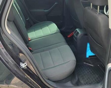 Черный Фольксваген Гольф, объемом двигателя 1.6 л и пробегом 300 тыс. км за 7200 $, фото 3 на Automoto.ua